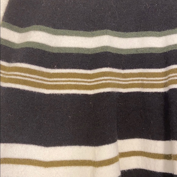 High waisted BCBGeneration Skirt - Picture 4 of 4